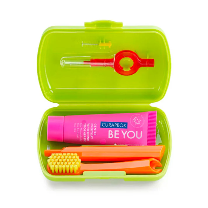 CURAPROX TRAVEL SET Kelioninis rinkinys BE YOU, žalias